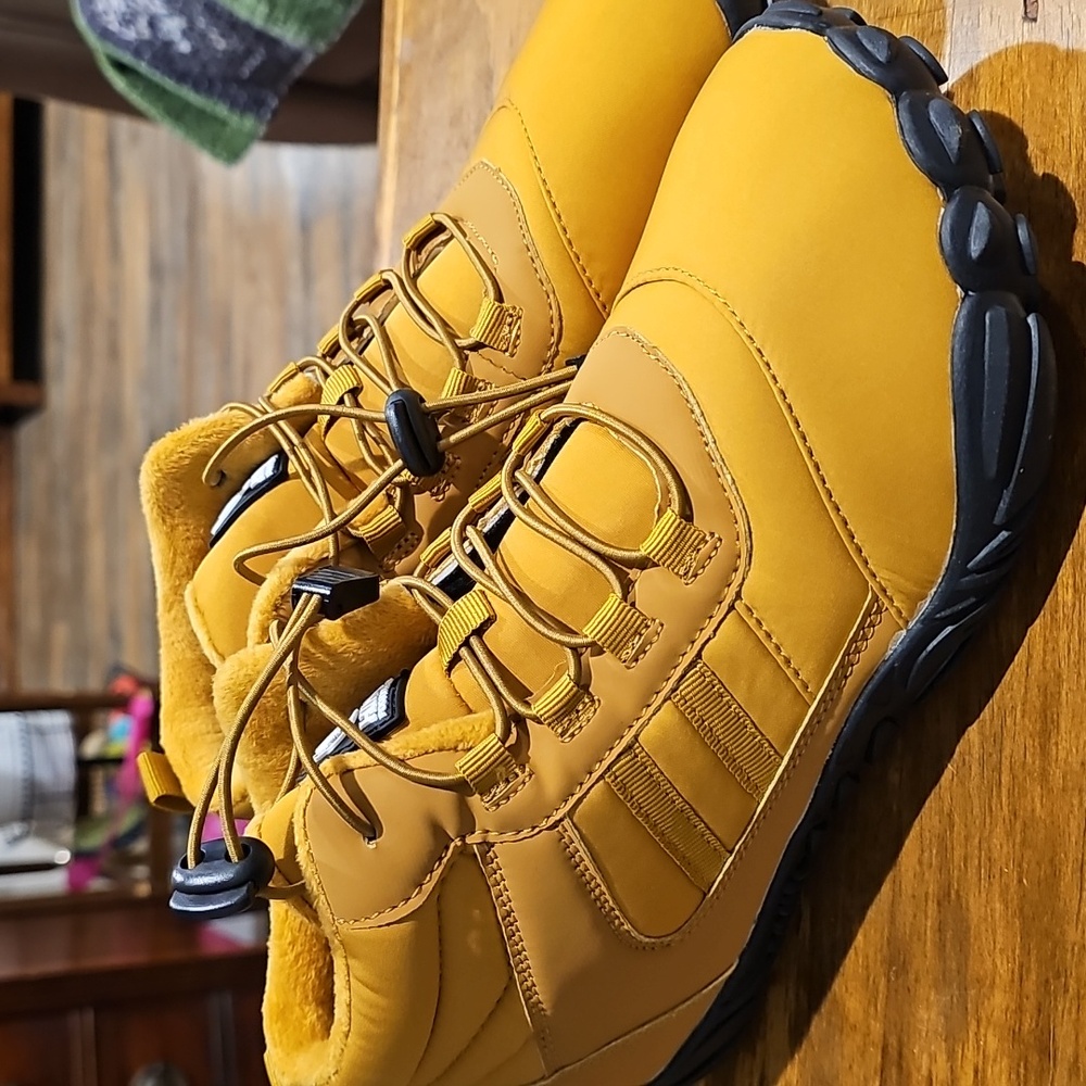 💖 HIKE FOOTWEAR DARK GOLDEN MUSTARD Hiking Boots  (💲price reduced!) 💖 NWT